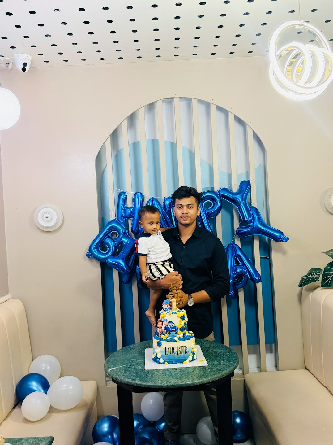 birthday cake cutting ceremony